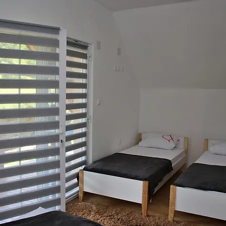 Casa de Férias Vikendica Mandic